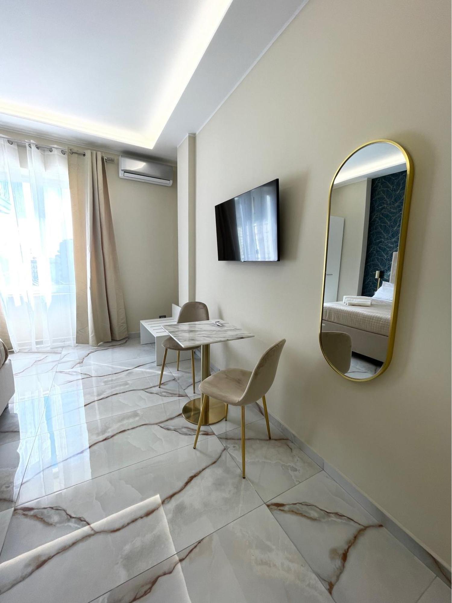 Napoli Central Suites Exterior photo